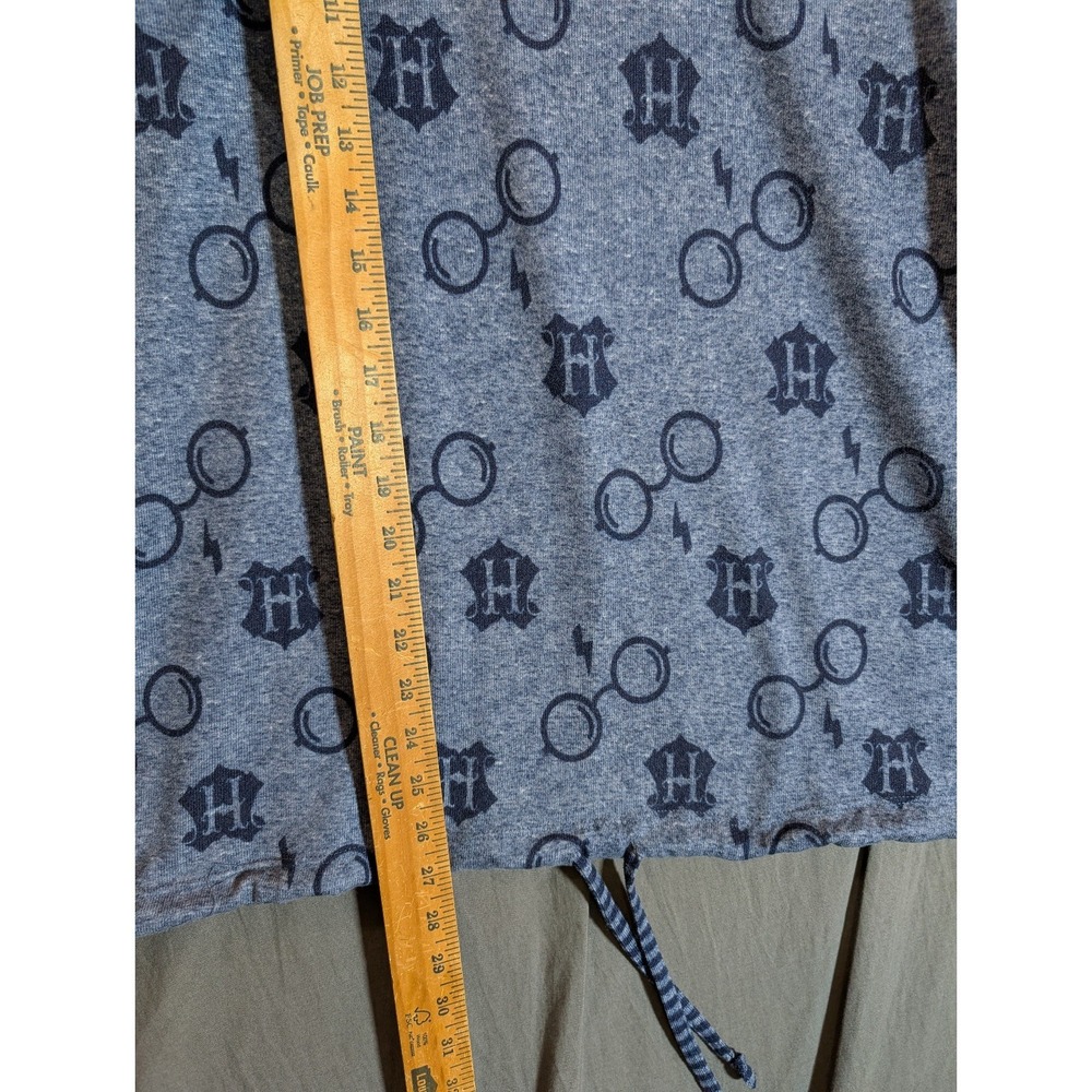 Harry Potter-themed gray jogger pajama Set Size XLarge - Picture 14 of 16